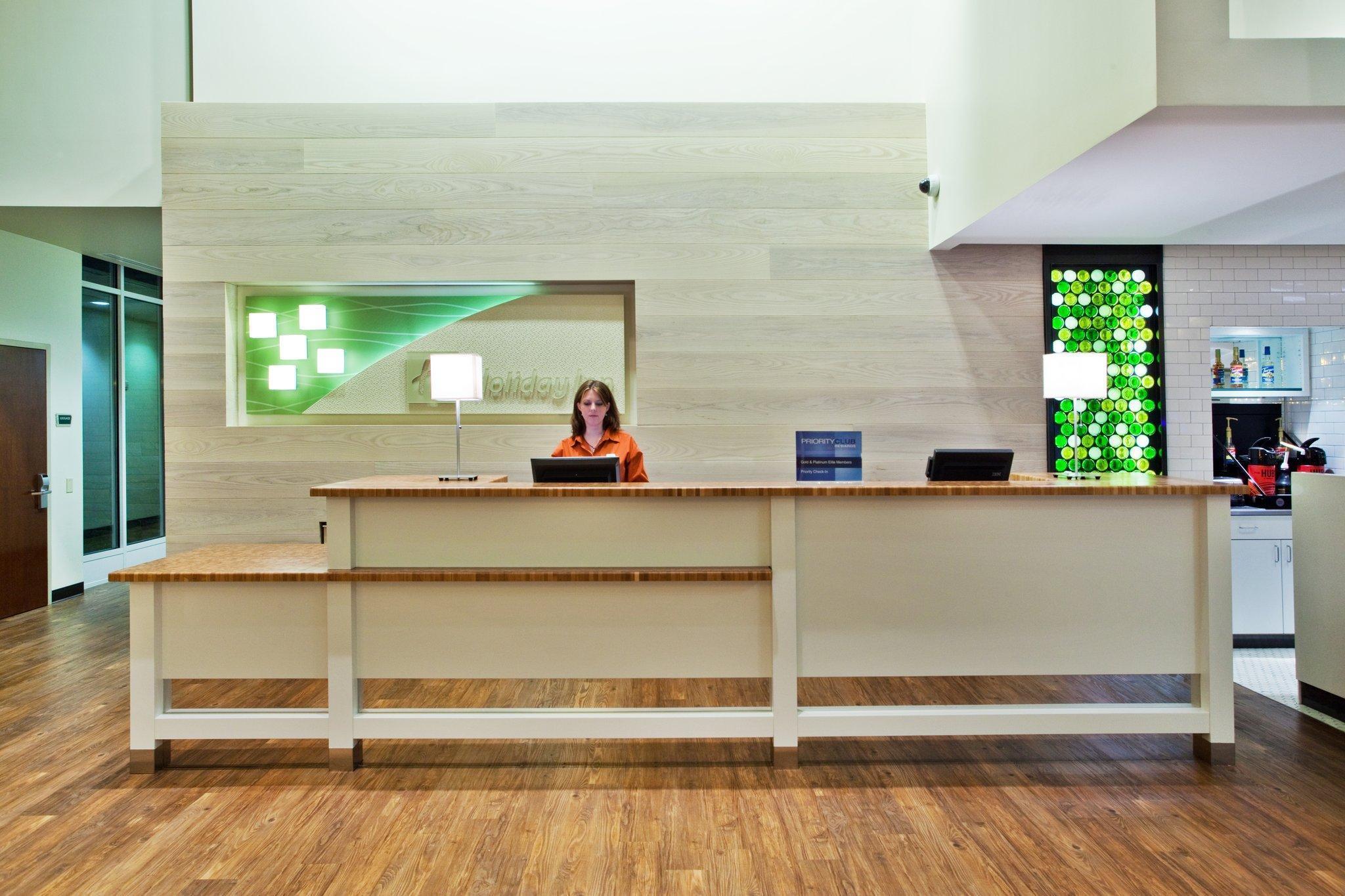 Holiday Inn Atlanta-Gas South Arena Area By Ihg Duluth Exterior foto