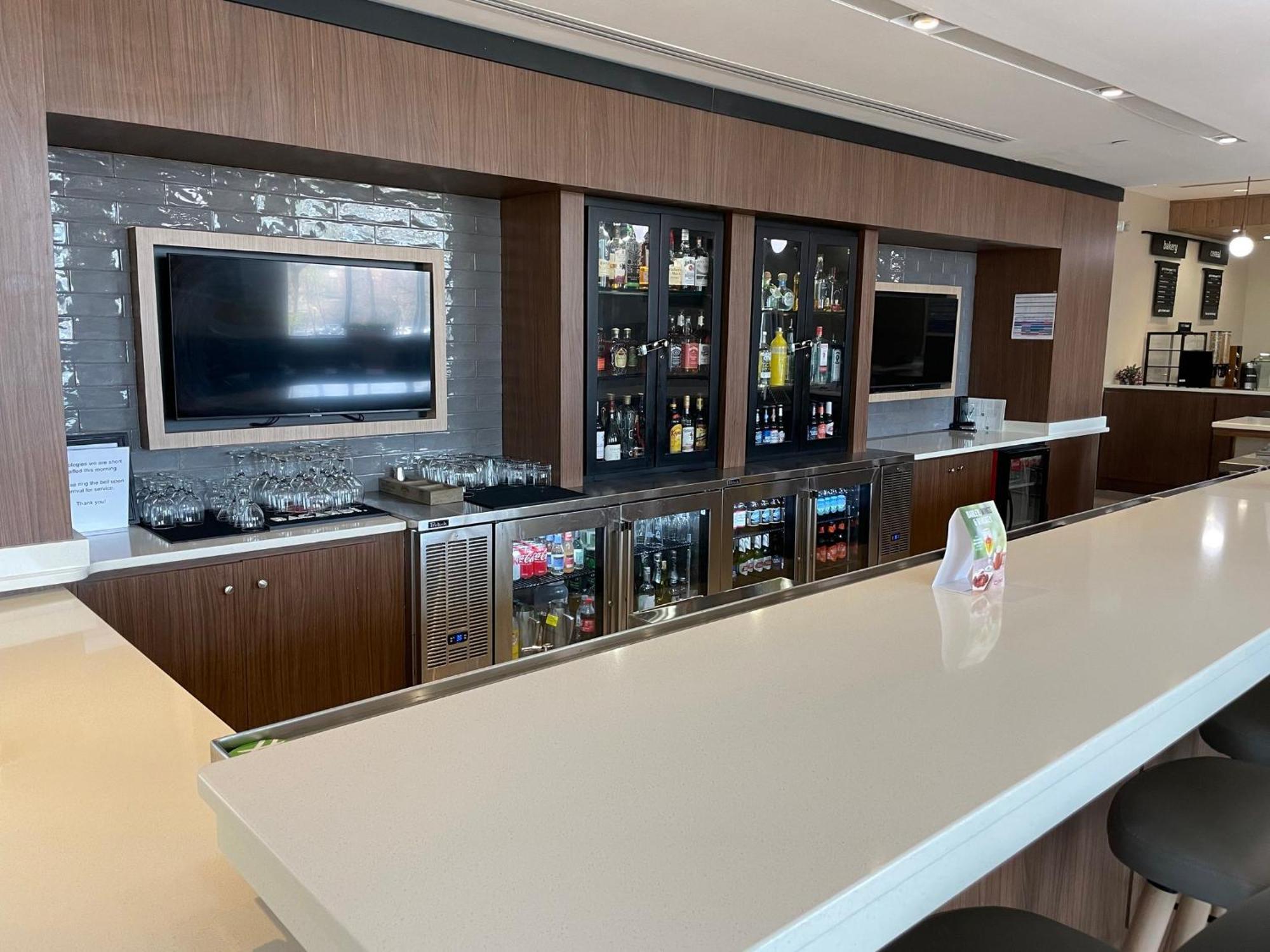 Holiday Inn Atlanta-Gas South Arena Area By Ihg Duluth Exterior foto